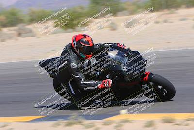 media/Oct-01-2023-SoCal Trackdays (Sun) [[4c570cc352]]/Turn 7 Inside (11am)/